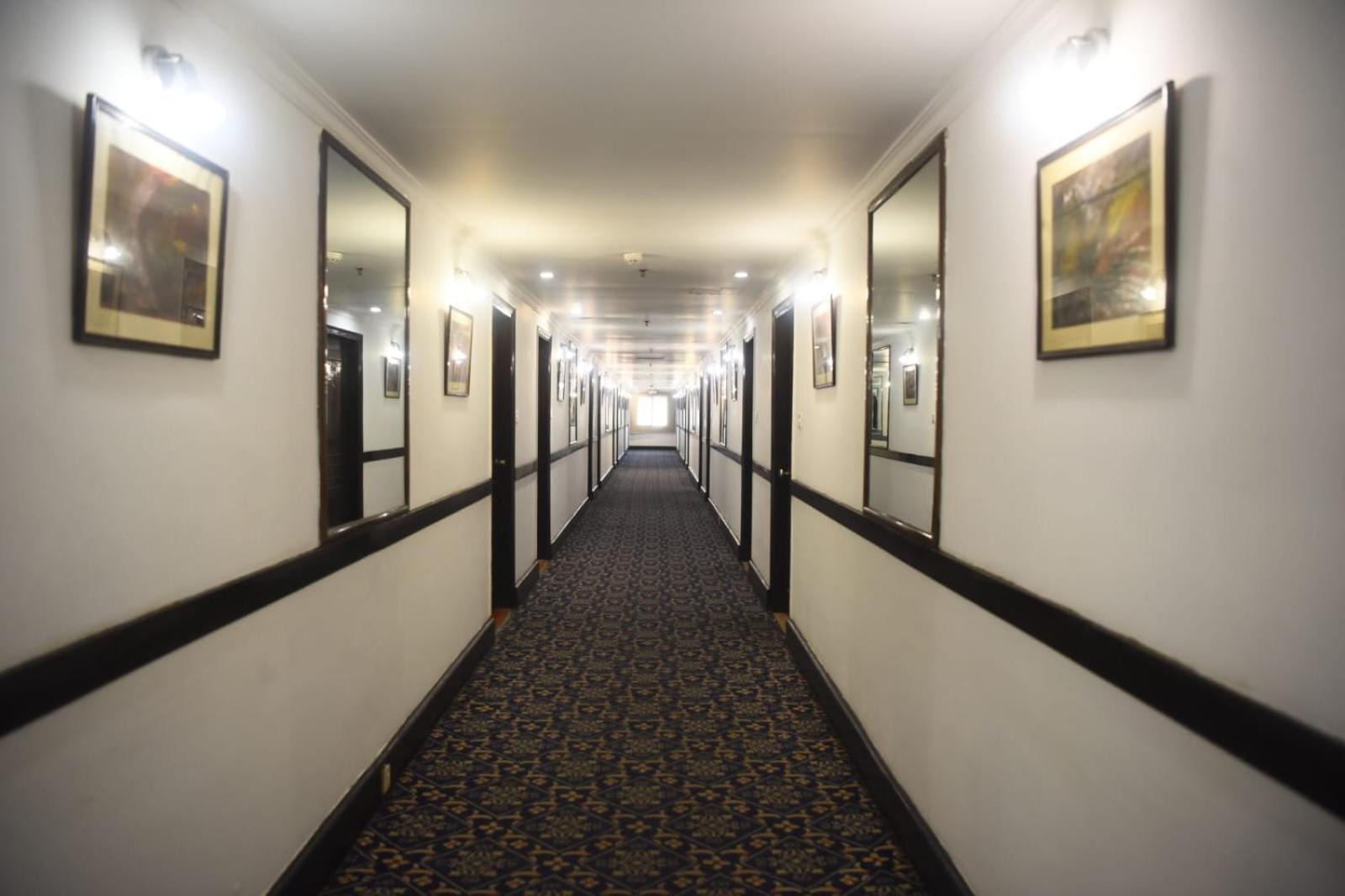 Mehran Hotel Карачи Экстерьер фото