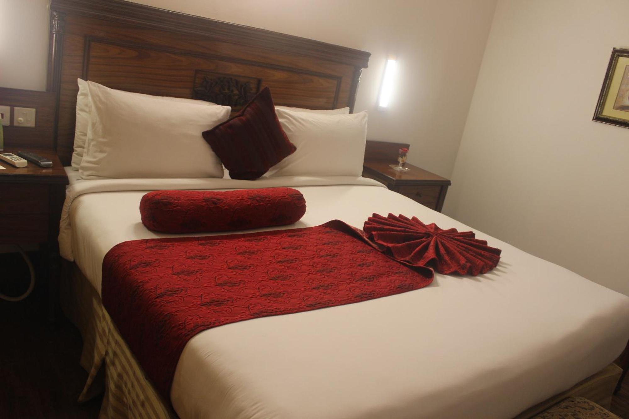 Mehran Hotel Карачи Экстерьер фото
