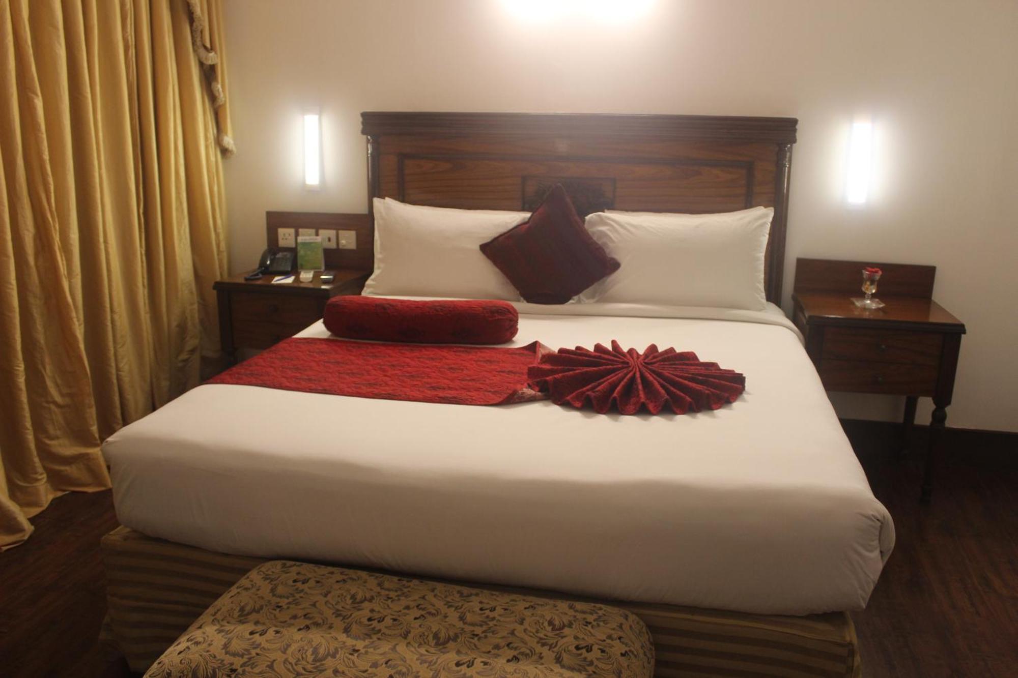 Mehran Hotel Карачи Экстерьер фото