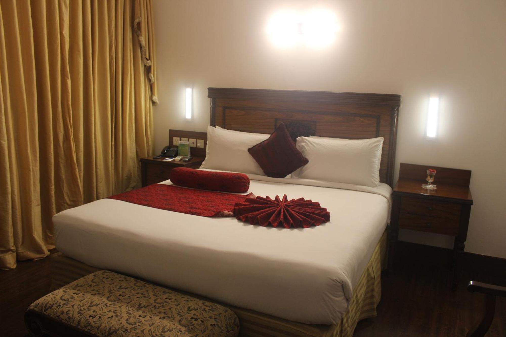 Mehran Hotel Карачи Экстерьер фото